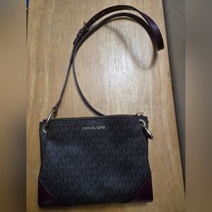Michael Kors Crossbody Purse